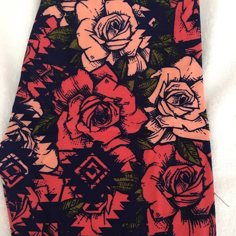 NWT Pink Green Rose LLR Os leggings